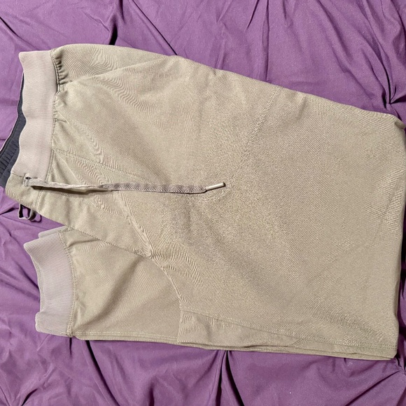 Lululemon ABC Jogger – Nomad Barely Worn